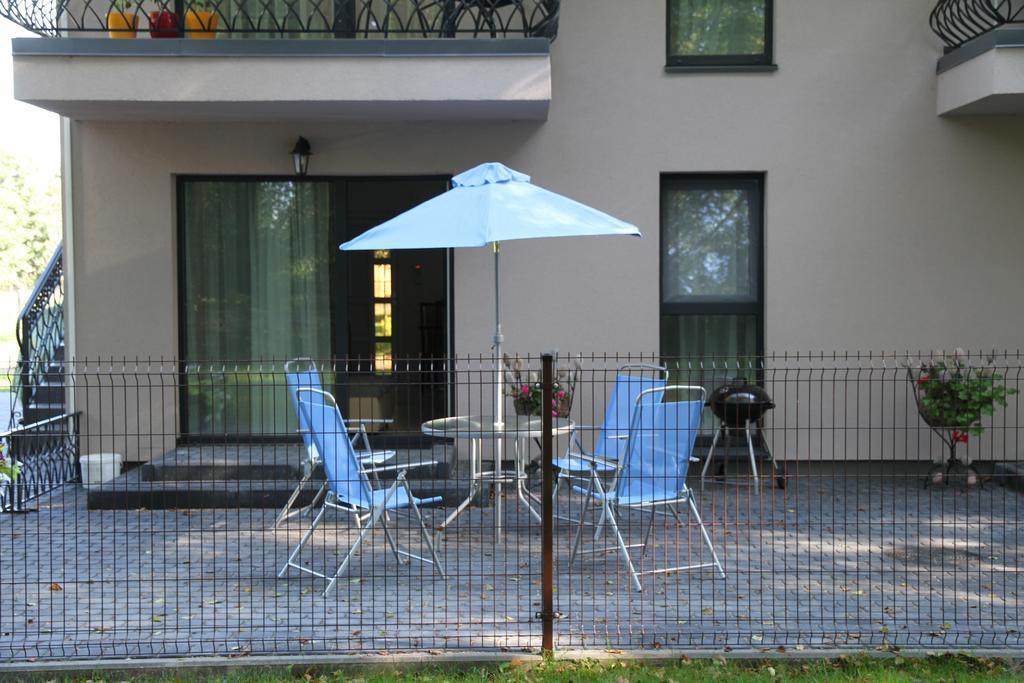 Plukiu 7 With Terrace Apartment พาลังกา ภายนอก รูปภาพ